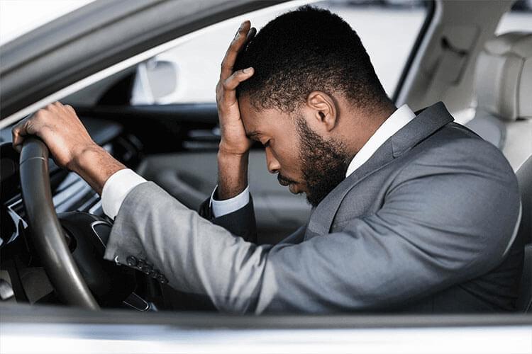 How To Avoid Headache While Travelling In Car